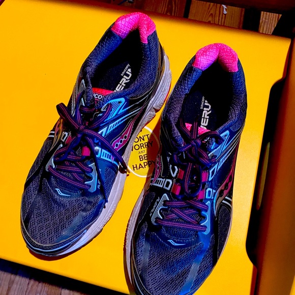 Saucony Shoes Tennis Shoes Poshmark